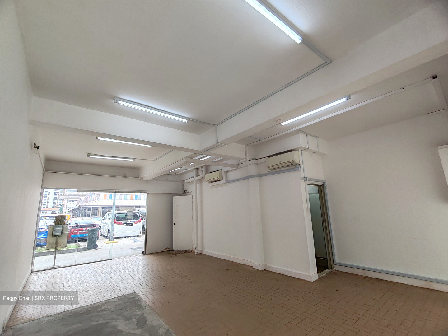 Upper Boon Keng Road (D14), Shop House #622709611